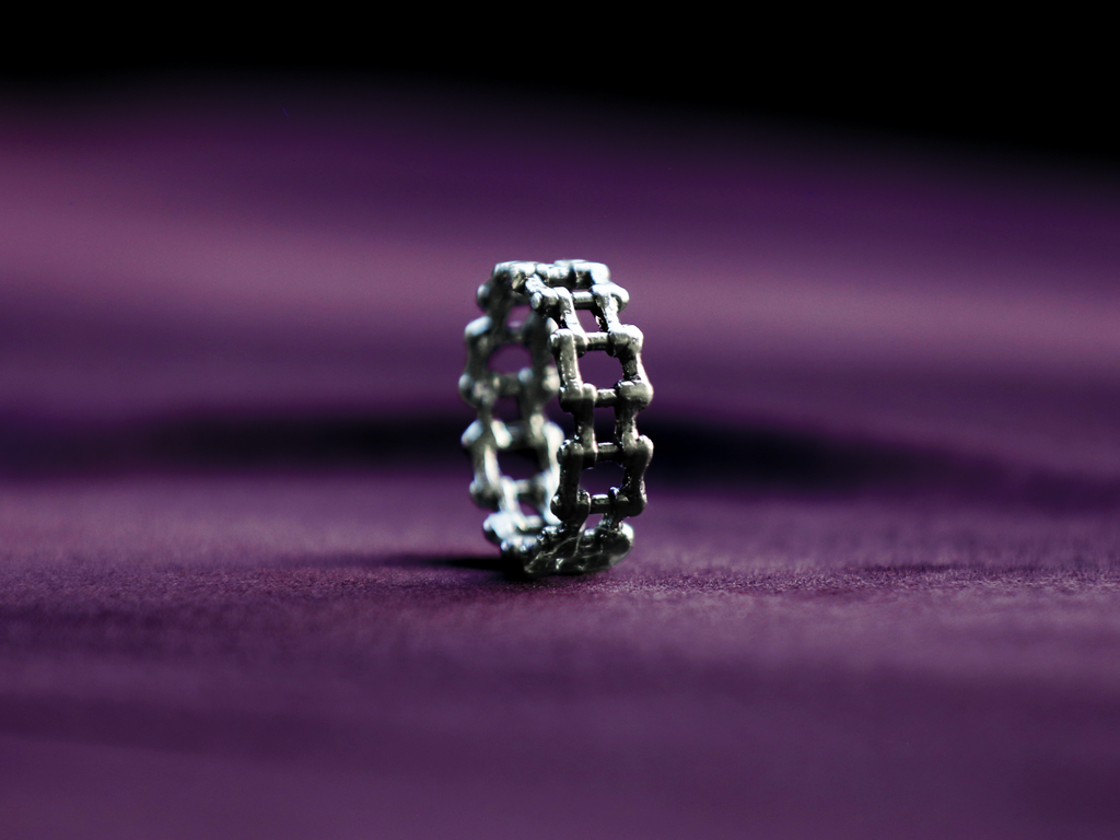 Chainlink Ring