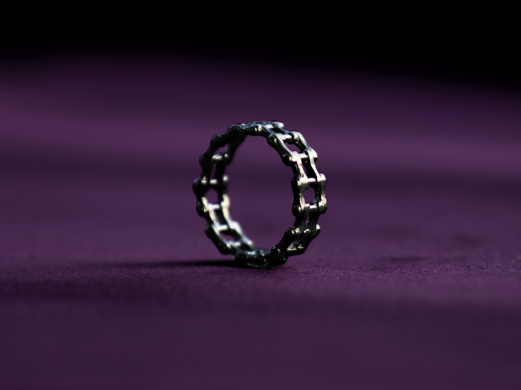 Chainlink Ring