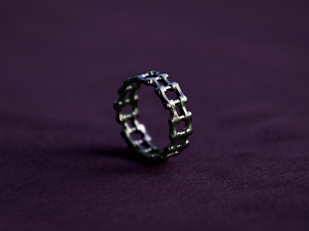 Chainlink Ring